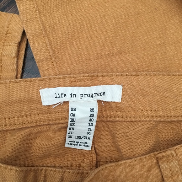 Destroyed Distressed Jeans LIKE NEW Size 28 - Picture 5 of 7